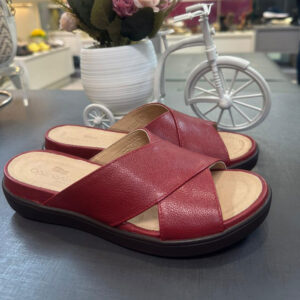 Chinelo Feminino em couro anatômico