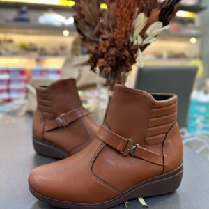 Bota Piccadilly Cano Curto Anabela