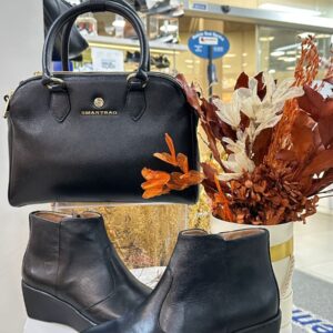 Bota Anabela Antistress em couro