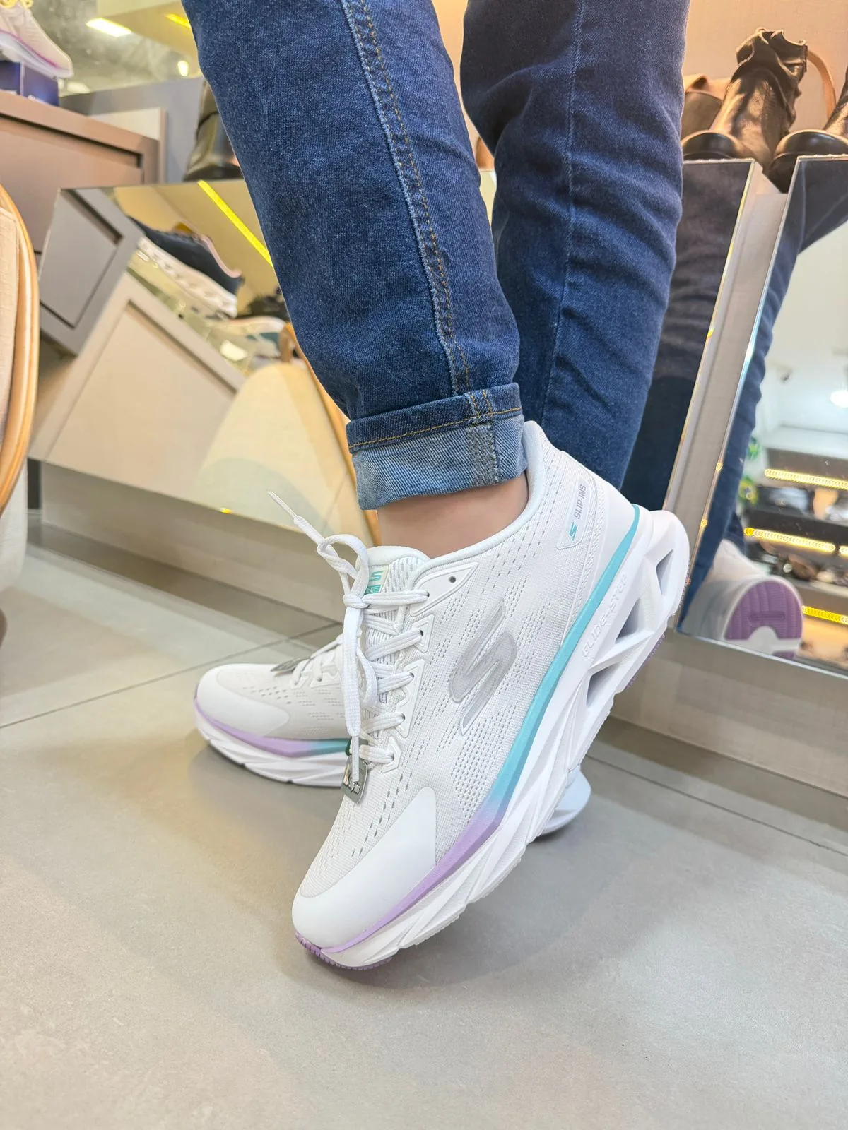 Tênis Feminino Skechers Slip-ins Ortopédico